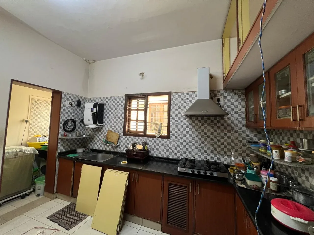 OMBR Layout Independent House Image